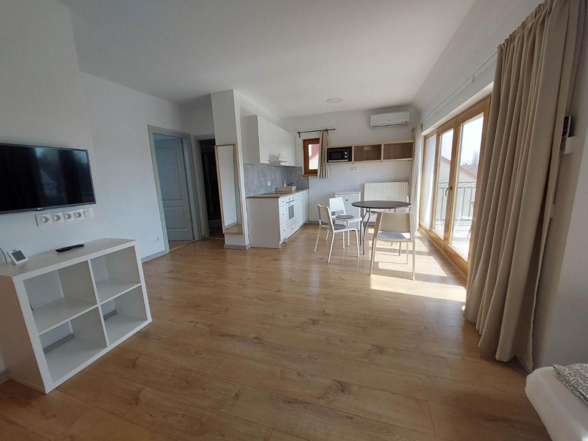 Familia Apartmanhaz Keszthely Ngoại thất bức ảnh