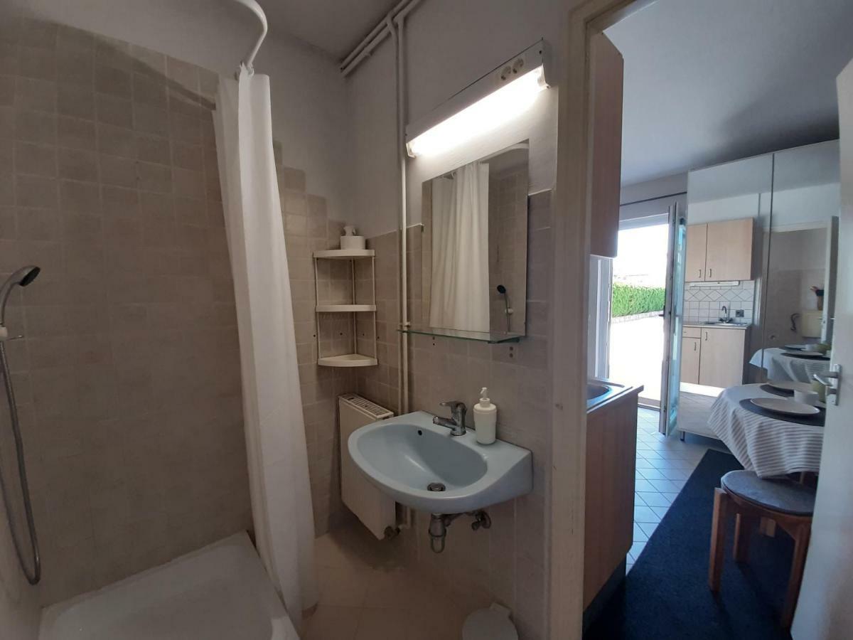 Familia Apartmanhaz Keszthely Ngoại thất bức ảnh