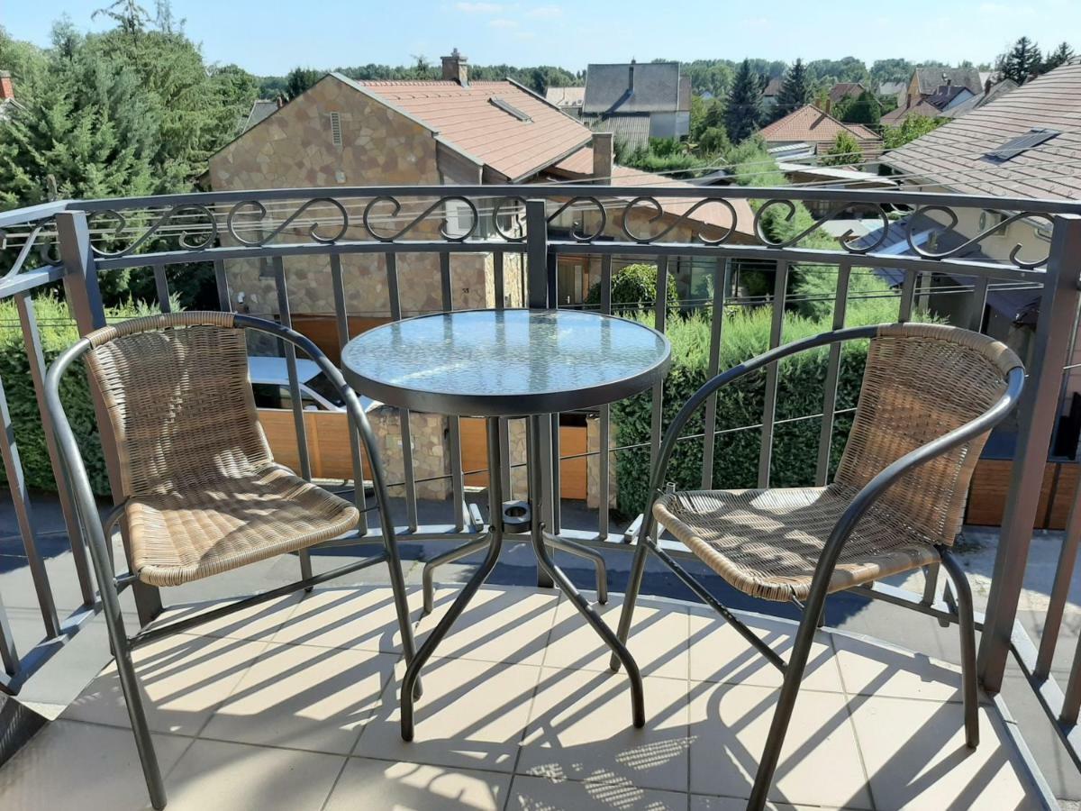 Familia Apartmanhaz Keszthely Ngoại thất bức ảnh