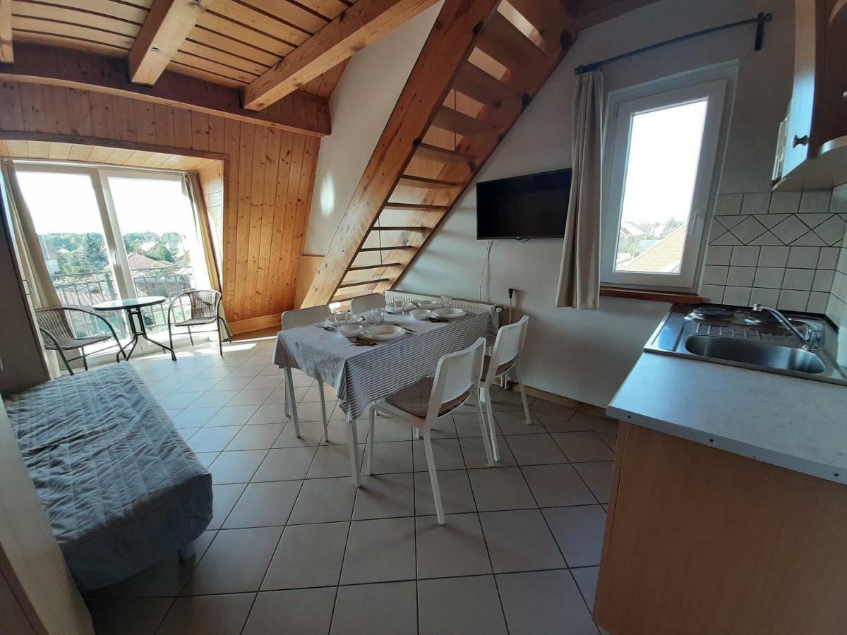 Familia Apartmanhaz Keszthely Ngoại thất bức ảnh